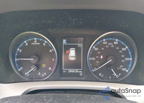 2017 Toyota Rav4 Le z USA, uszkodzony, nr VIN 2T3BFREV7HW598885